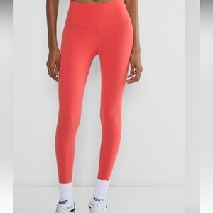 Aritzia TNAction BUTTER Cheeky Hi-Rise 24” Leggings